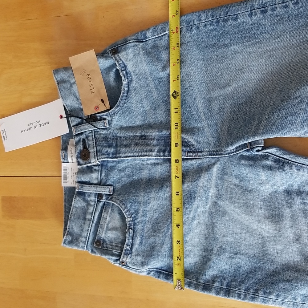 MOUSSY Flare Jeans - Picture 7 of 12